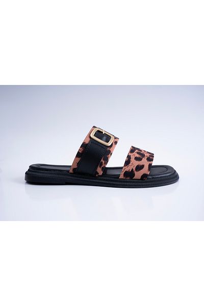 innsteal Savanna Leopard Patterned Women's Slippers