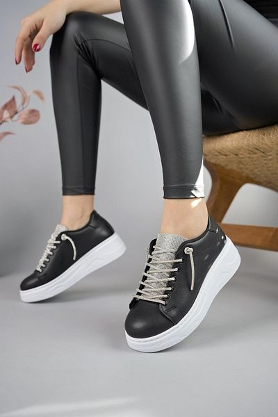 MUGGO Reina Damen-Sneaker mit Schnürung, garantiert für tägliches Gehen, bequem und stilvoll, Sportschuhe mit dicker Sohle