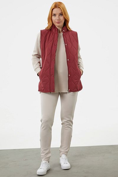 Sementa Regular Fit Quilted Snap Vest - Claret Red