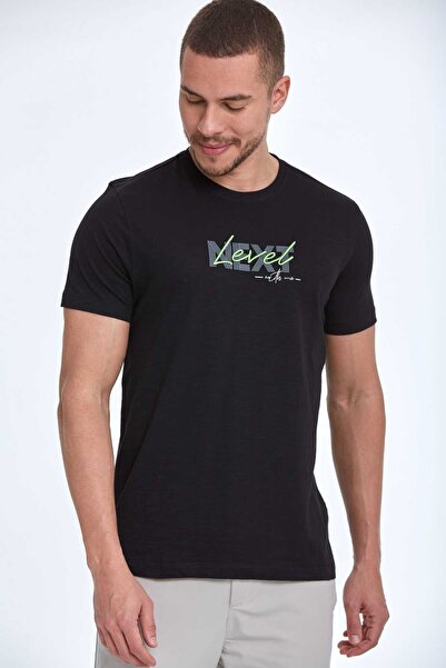 Voltaj Tricou pentru bărbați din bumbac brodat Next Level, negru
