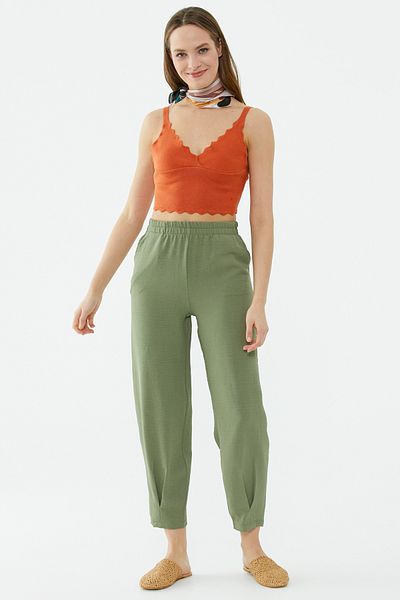 Sementa Pantaloni crep cu detaliu cu șnur - verde fistic