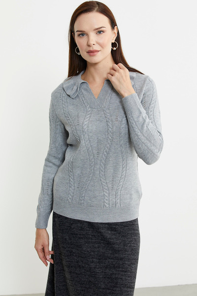 Sementa Gray Knitwear Sweater - Ruffle Collar and Motif