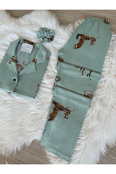 Pijamacs Zöld leopárdmintás rövid ujjú Pegasus pizsama szett