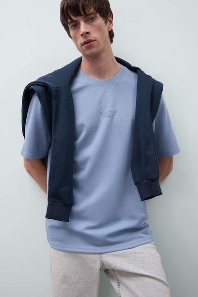 DeFacto Νέα σεζόν Boxy Fit Crew Neck που δεν απαιτεί σιδέρωμα αναπνεύσιμο εμπριμέ κοντό μανίκι