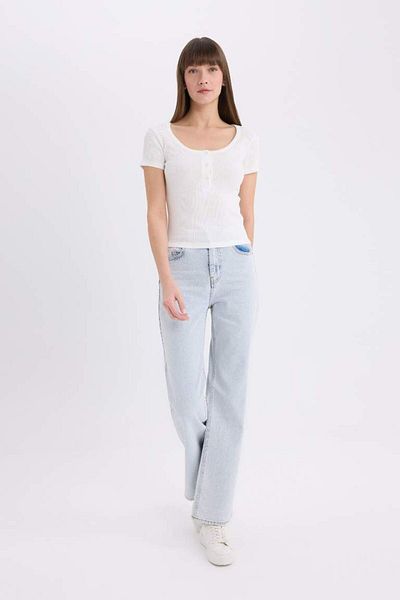 DeFacto Slim Fit Slim Fit Rundhalsausschnitt Basic Solid Twill Camisole Kurzarm Weißes T-Shirt E5781ax25sp