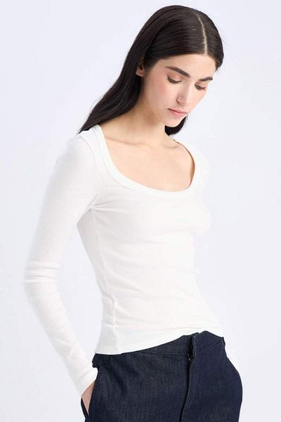 DeFacto Νέα σεζόν Slim Fit Slim Fit Basic Μακρυμάνικο μπλουζάκι με μονόχρωμο καμιζόλα
