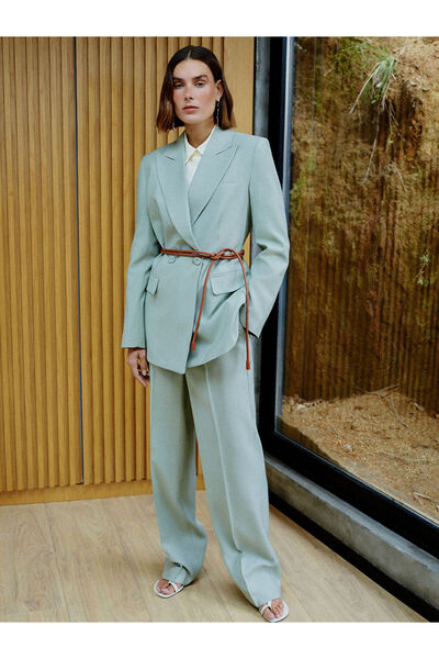 LC Waikiki سترة نسائية خضراء بحزام خصر