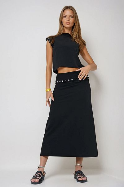 VAGGON Women's Black Ring Stand Collar Blouse and Skirt Set Prmx13482