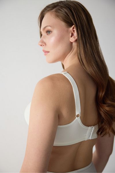 Magic Form حمالة صدر من الساتان والتول Underwire مقاس كبير