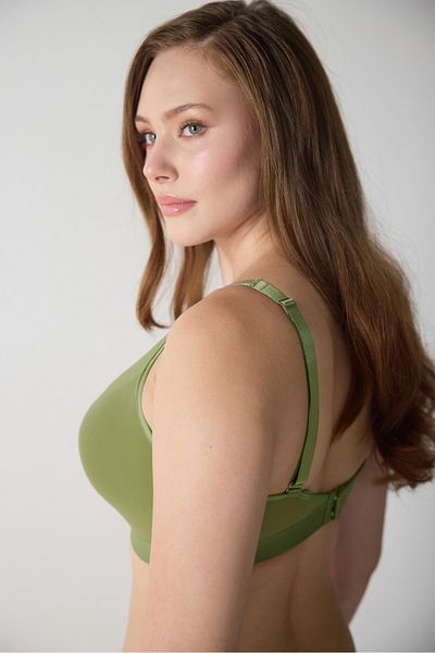 Magic Form Tulle Unwired Semi-Supporting Gathering Bra
