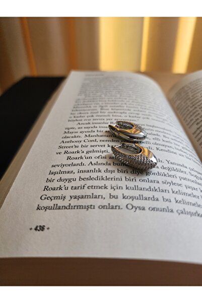 ALLEGRİA نموذج قطرة أقراط فولاذية أنيقة شبه حجرية