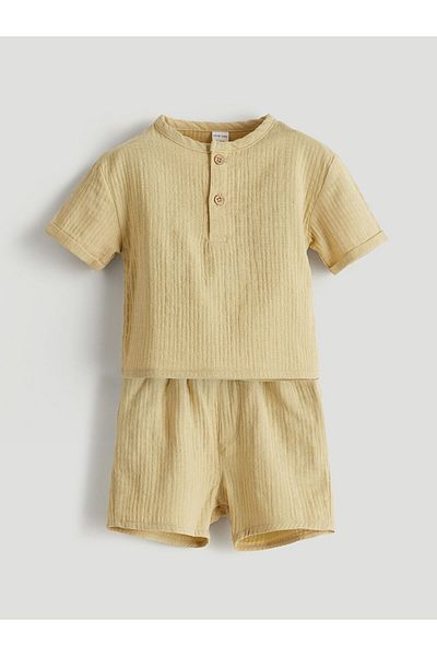LC Waikiki Muslin Baby Boy T-Shirt and Shorts 2-Pack