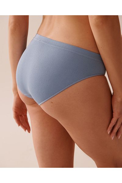La Vie en Rose Seamless Fabric Ribbed Bikini Panty