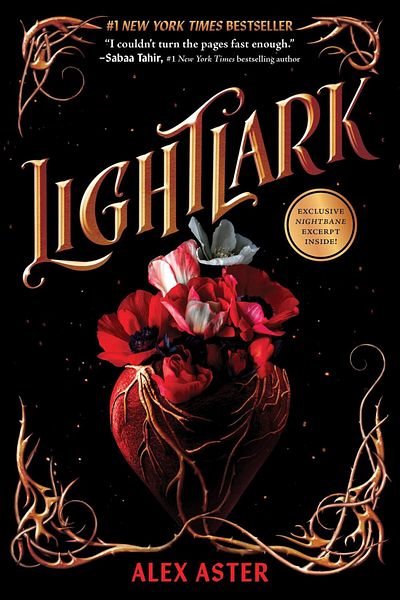 Abrams Books Lightlark - the Lightlark Top Siga