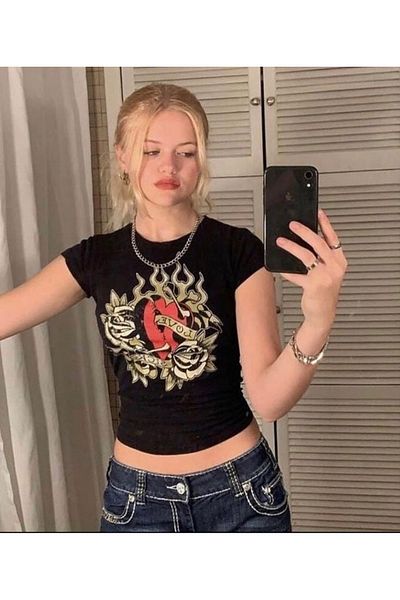 Touz Moda Love Skull εμπριμέ μαύρη μπλούζα με κορμάκι