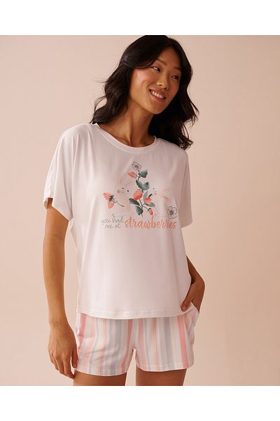 La Vie en Rose Rabbit & Strawberry Print Super Soft Loose Fit T-shirt