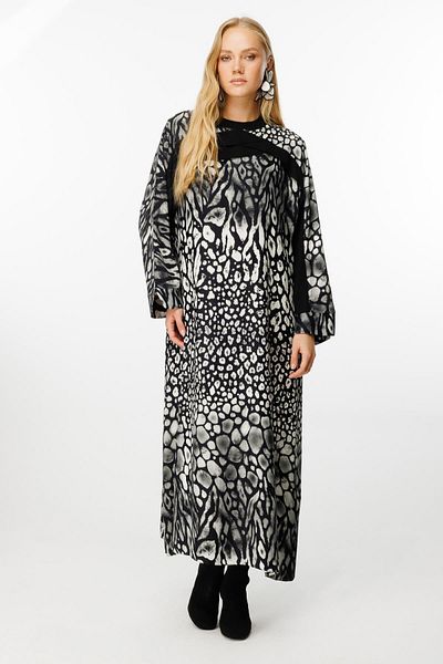 Ghisa Black and White Leopard Patterned Long Dress