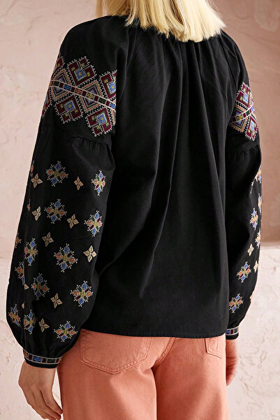 VAGGON Women's Black Ethnic Patterned Balloon Sleeve V-Neck Blouse Prm1375