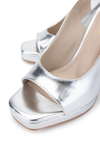 Tamer Tanca Women's Vegan Lame Heeled Shoes