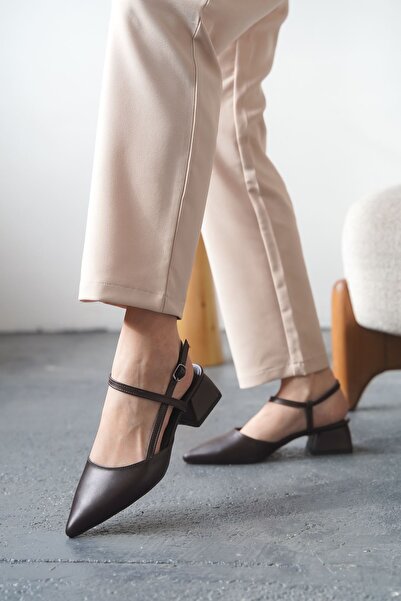 MODAADAM Kadın Franco Kısa Topuklu Ayakkabı - Kahve