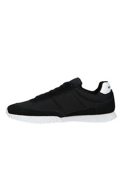 Le Coq Sportif Veloce Sports Shoes