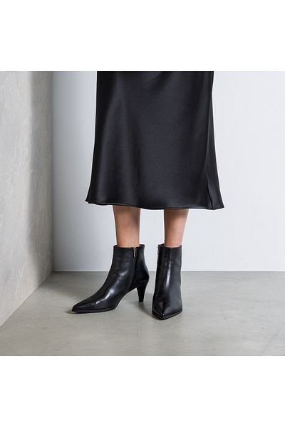 Isabel Bernard Vendôme Lola Schwarz Kalbsleder Stiefel Ib53011-001