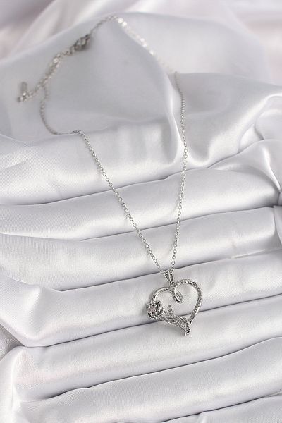 Skygo 316L Silver Color Chain in Seat Molded Zircon Stone Heart Shape Women Necklace