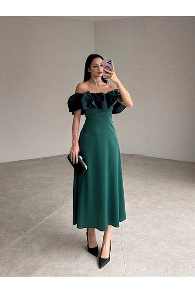 NOSTALJİX Emerald Shoulder Gathered Satin Dress