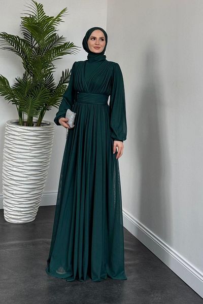 MERVEN AKYÜZ Βραδινό φόρεμα από τούλι Emerald Alessi με ντραπέ