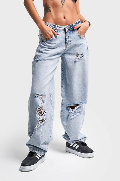 its basic Snow Color Carpenter Fit Denim - Women's, Loose Fit