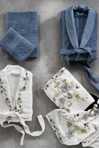 ZEBRA CASA Azur Bamboo Lace Family Bathrobe Set