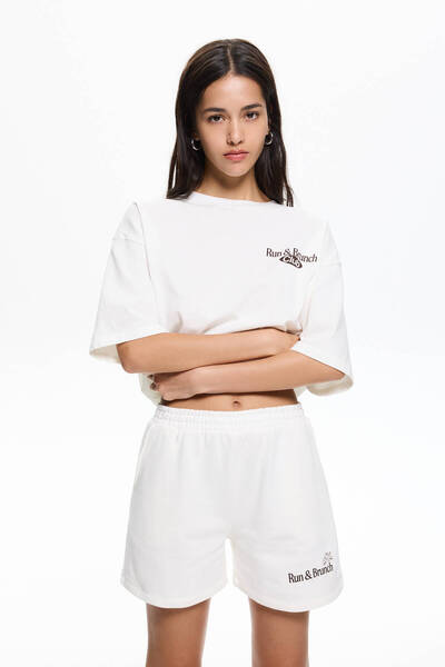 Pull & Bear شورت رياضي "Run & Brunch"