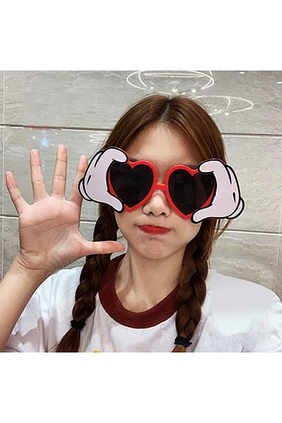 Skygo Red Color Heart Shaped Hand Figured Party Glasses 21x8 cm