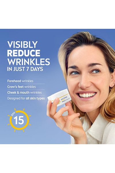 NIVEA Power Anti-Wrinkle + Firming Age Spot Day Cream SPF15 (50ml), Anti Ageing Cream + Creatine