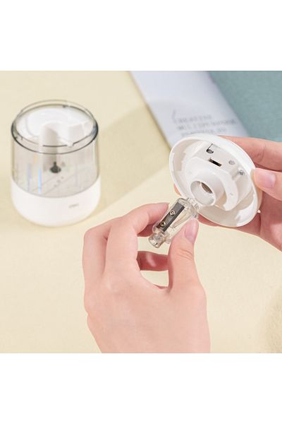 Deli White Electric Sharpener