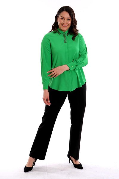 Metpoint Trend42Plus Large Size Green Shirt with Lapel Embroidery Detail