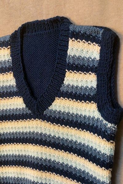 Uretti - Talia 8659 7524 Hand Knitted Boy's Sweater - Age 2