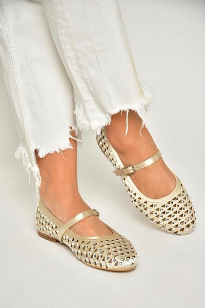 Fox Shoes U 725513204   Beige Fabric Stone Detailed Women's Ballerinas