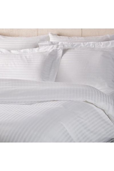 Kotonia Home Lenjerie de pat 4 piese Kotonia Home Hotel King Size, 100% bumbac, Damasc, dungi subtiri, Alb