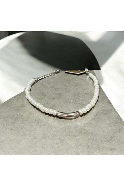 MODA Pearl Look Beaded Bracelet Stylish Design with Metal Detail
