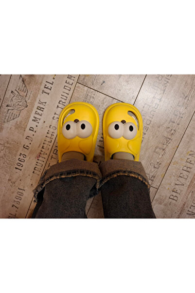 Komik KOMİK TASARIMLI SARI TERLİK