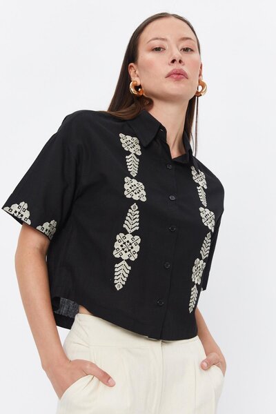 Reyon Etnik Desenli Kısa Kol Siyah Gömlek 34164