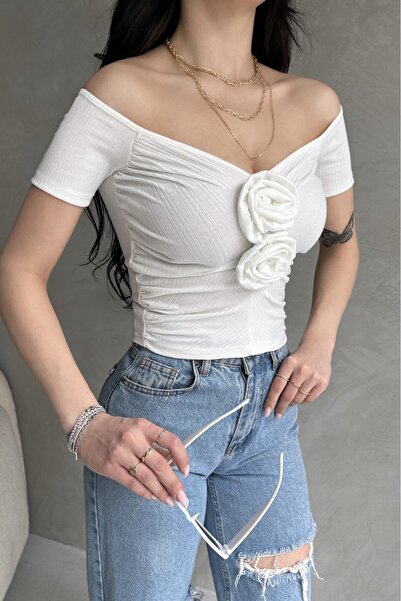 yonca aksesuar Boat Neck Rose Detailed Crop Blouse