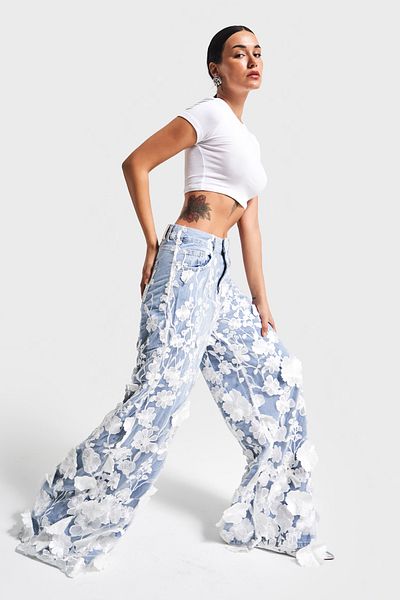 its basic Women's Ice Denim Color Flower Lace Tulle Detailed Palazzo Fit Special Design Denim Jean