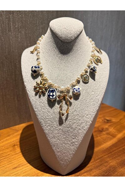 Home Kurdele ve İnci Detaylı Mavili Charm Kolye