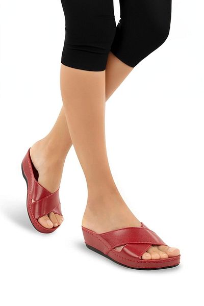 Muya A 2394029   Women's Red Daily Slippers