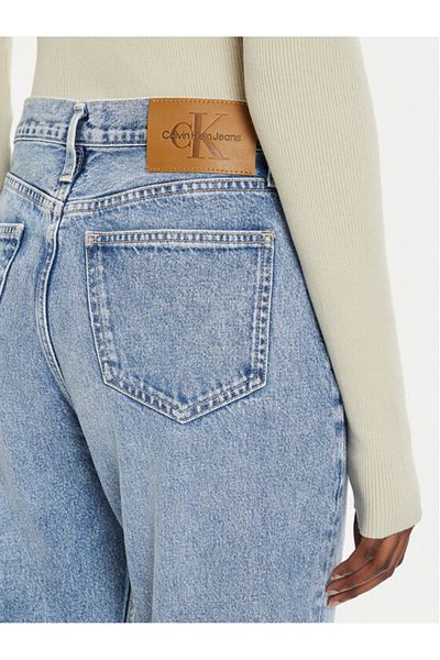 Calvin Klein Střih s vysokým pasem – uvolněný střih