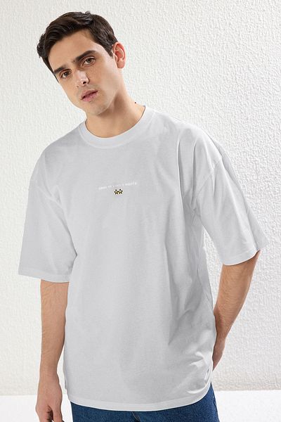 Trendyol Collection Übergroßes graues Game Over-T-Shirt mit Rundhalsausschnitt – TMNSS23TS00247