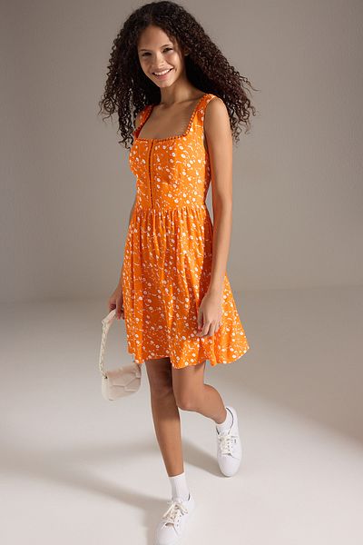 Trendyol Collection Orange Floral Skirt Mini Woven Dress with Agrafla Opening at Waist Twoss25El00419