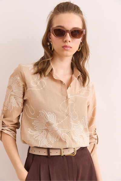 Olalook Women's Chain Beige Sleeve Fold Linen Shirt Gml- 19000825